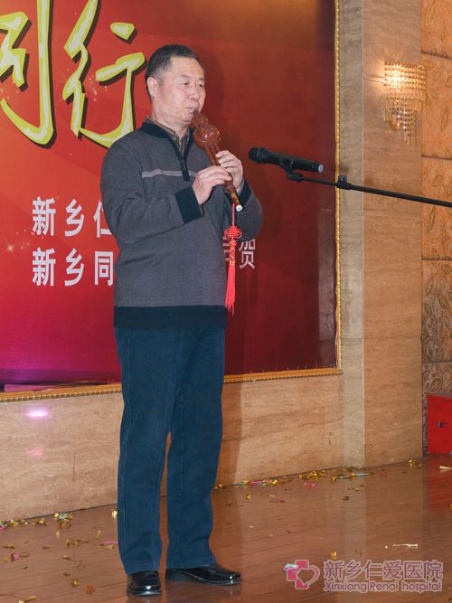 2012仁愛醫院春晚葫蘆絲獨奏.jpg